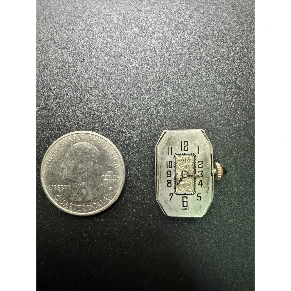 Vintage Toledo Watch Company Swiss 15 Jewels Wristwatch Movement‎